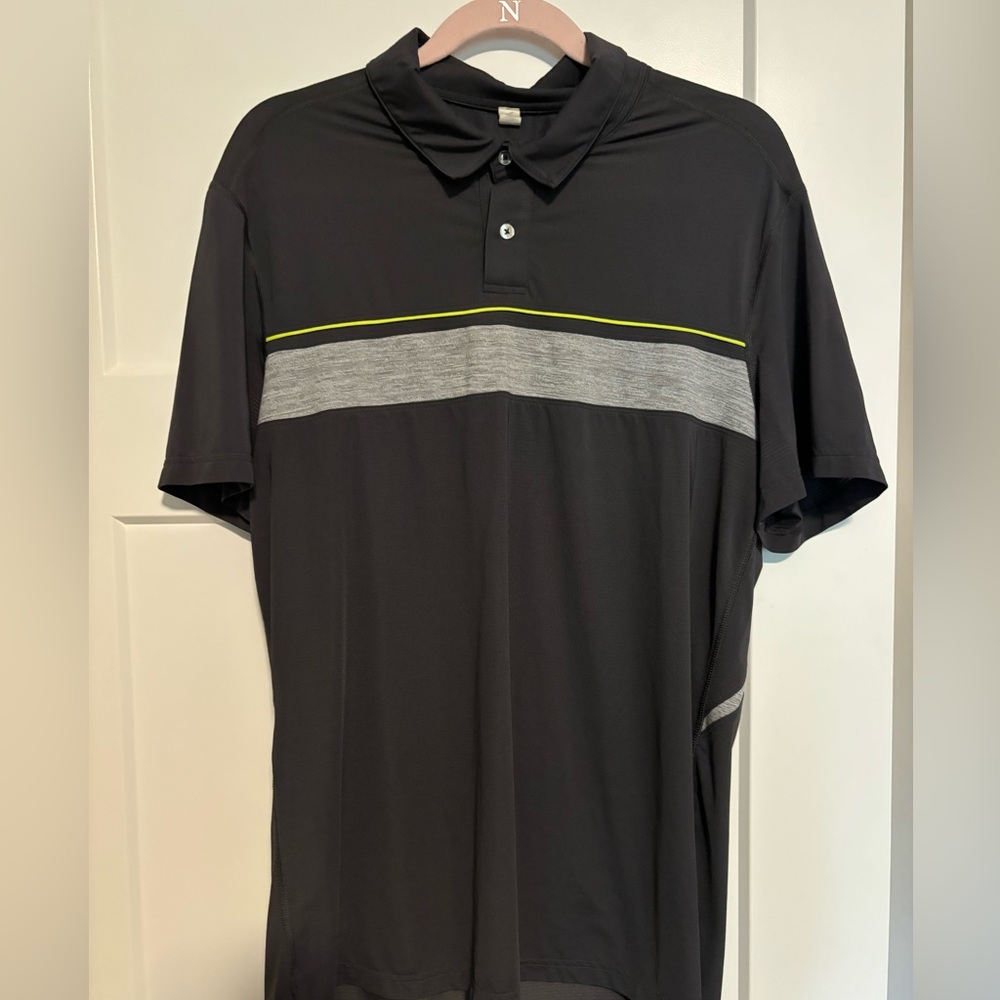 Lululemon Men's Precision Polo 2-Button Size L Golf or Tennis dark/light…grey